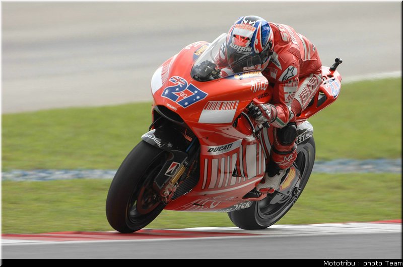 motogp_stoner_21