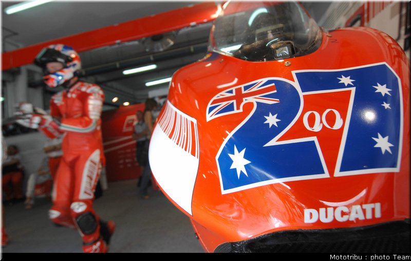 motogp_stoner_23