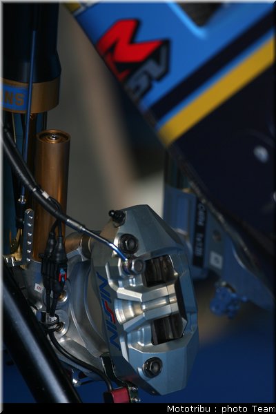 motogp_suzuki_10