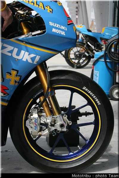 motogp_suzuki_11