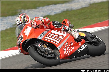 motogp_capirossi_4.jpg