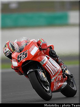 motogp_capirossi_5.jpg