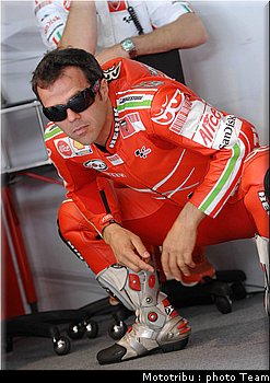 motogp_capirossi_7.jpg