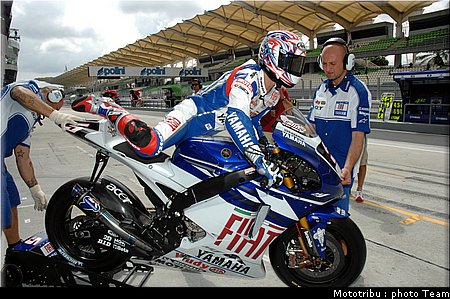 motogp_edwards_2.jpg