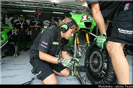 motogp_kawasaki_4.jpg