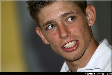 motogp_stoner_01.jpg