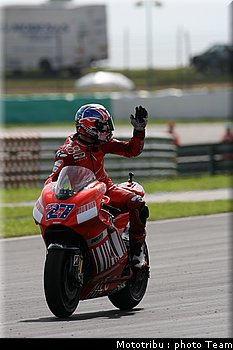 motogp_stoner_13.jpg