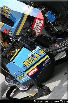 motogp_suzuki_13.jpg