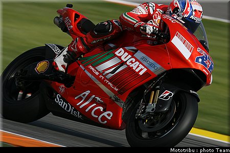 motogp_stoner_10.jpg
