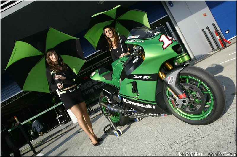 girls-motogp2007-0004