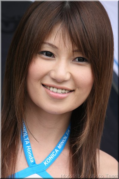 girls-motogp2007-0115