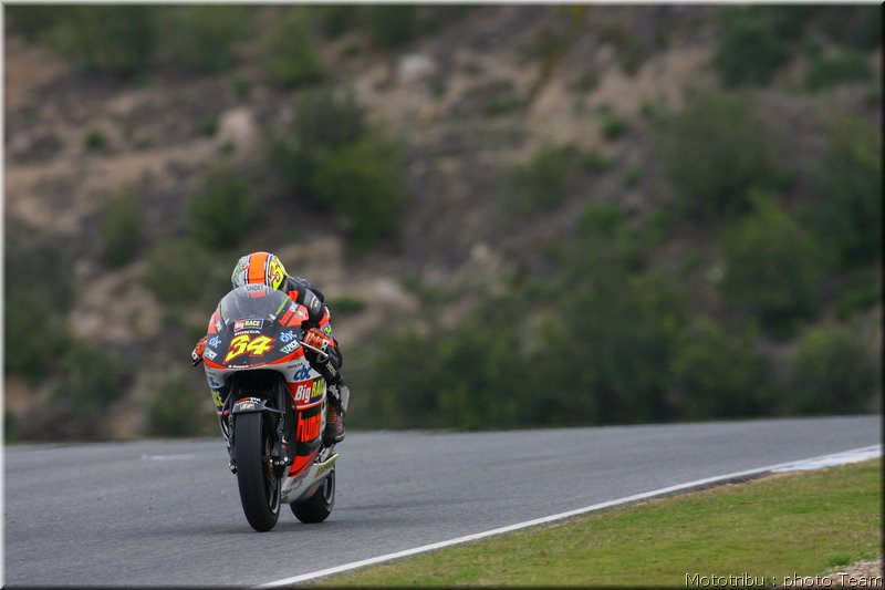 retro-dovizioso-2007_005