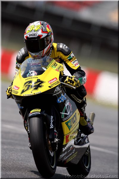 retro-dovizioso-2007_050