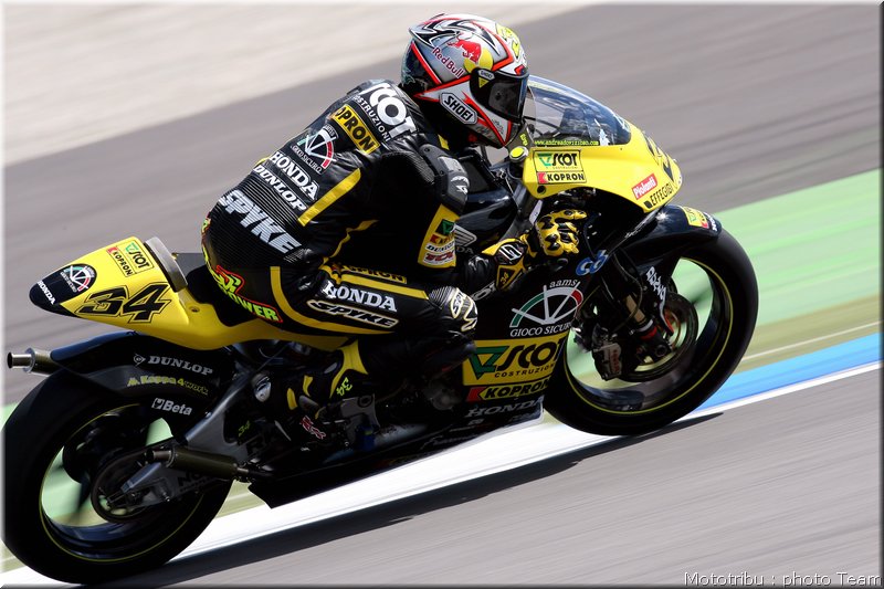 retro-dovizioso-2007_061