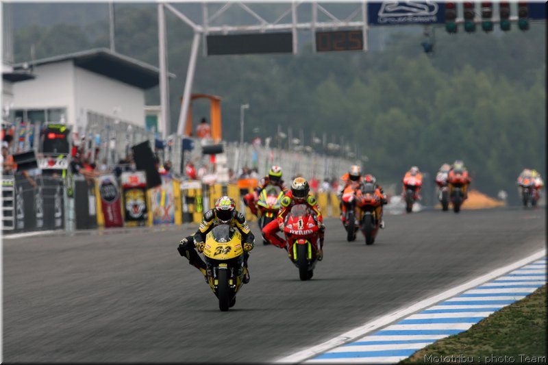 retro-dovizioso-2007_081