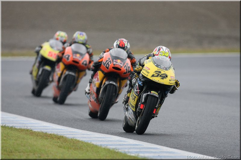 retro-dovizioso-2007_089