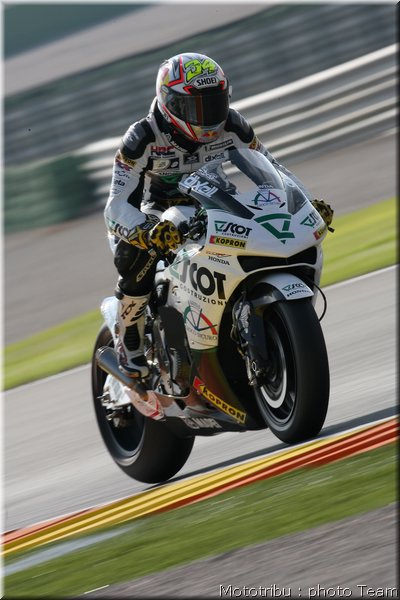 retro-dovizioso-2007_107