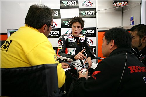 retro-dovizioso-2007_023.jpg