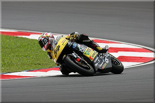 retro-dovizioso-2007_100.jpg