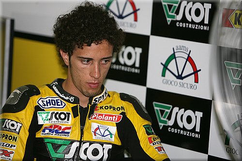 retro-dovizioso-2007_103.jpg
