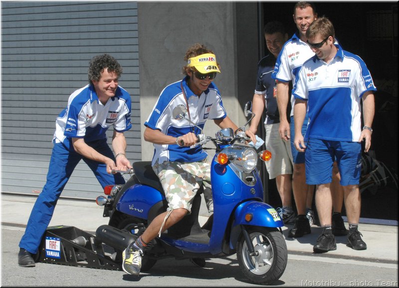 493-stands2007-055-rossi2-usa
