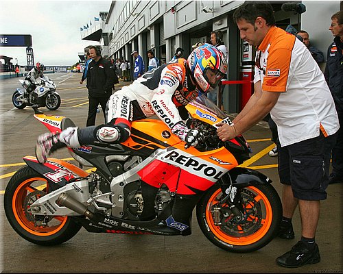 339-stands2007-026-hayden1-angleterre.jpg