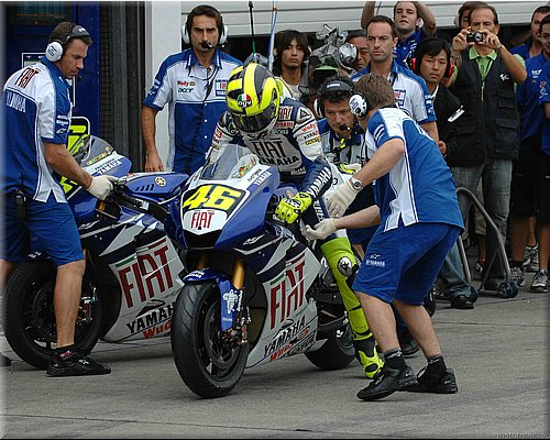 666-stands2007-025-rossi2-japon.jpg