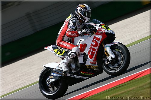 motogp-depuniet_3.jpg