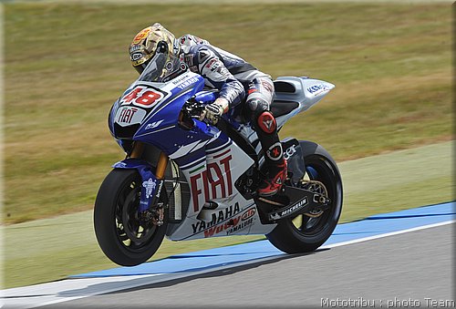 motogp-lorenzo_06.jpg