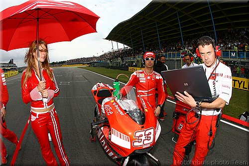 motogp-melandri_5.jpg