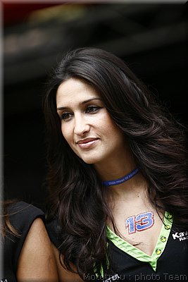 motogp-pitbabes_03.jpg