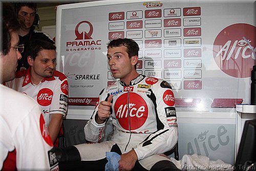 motogp-guintoli_08.jpg