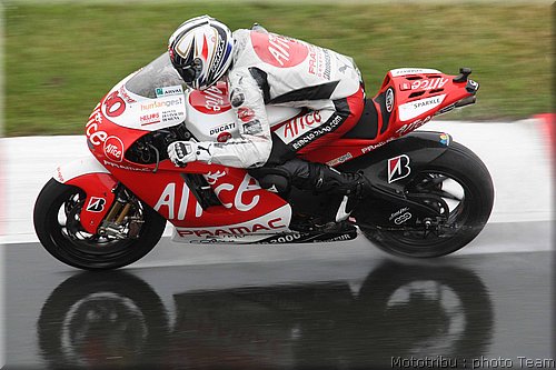 motogp-guintoli_10.jpg