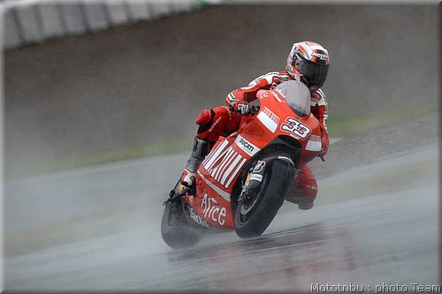 motogp-melandri_4.jpg
