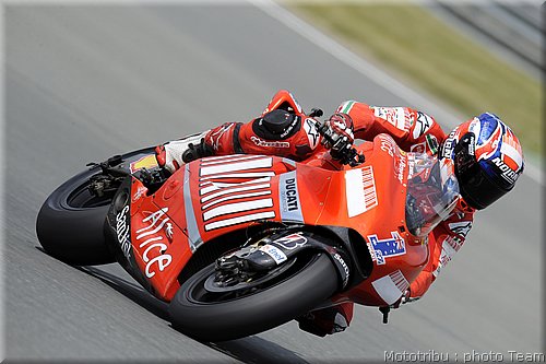 motogp-stoner_06.jpg