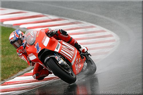 motogp-stoner_23.jpg