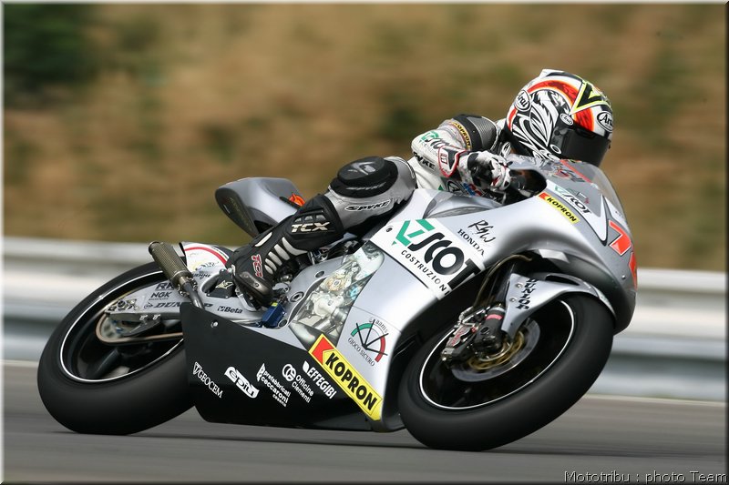 250-takahashi_2