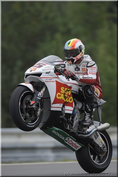 motogp-deangelis_12