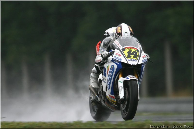 motogp-depuniet_12