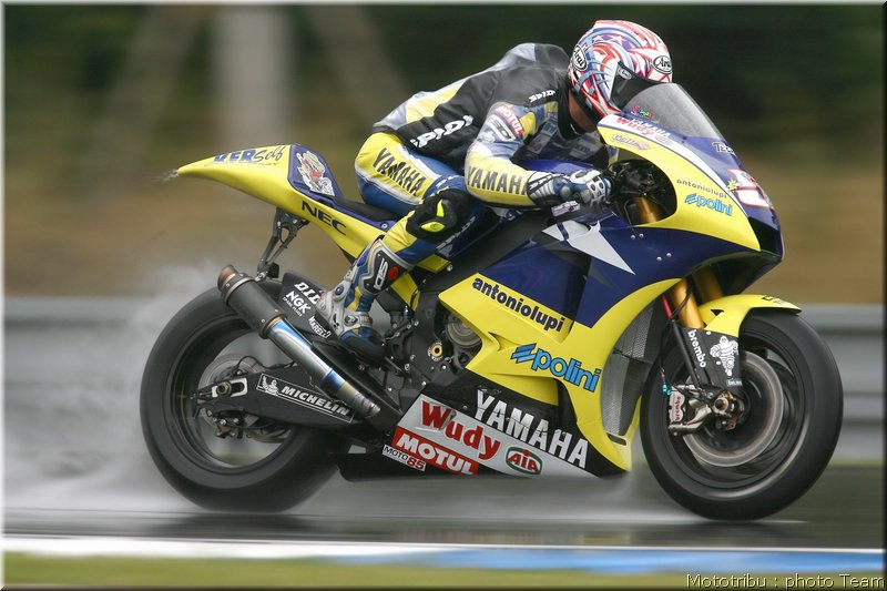 motogp-edwards_06