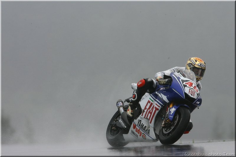 motogp-lorenzo_6