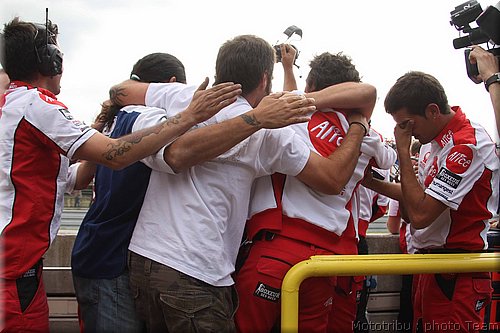 motogp-alice_4.jpg