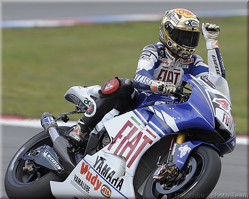 motogp-lorenzo_8.jpg