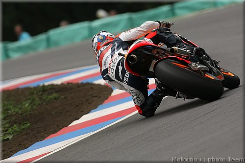 motogp-pedrosa_19.jpg