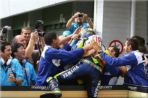 motogp-rossi_18.jpg