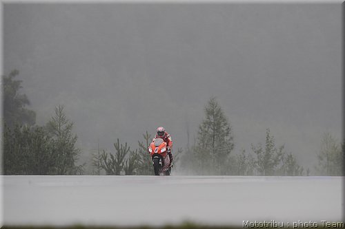 motogp-stoner_03.jpg