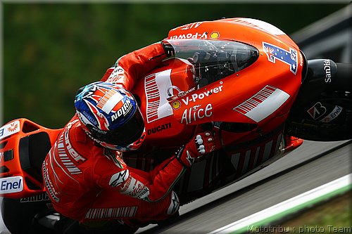 motogp-stoner_09.jpg