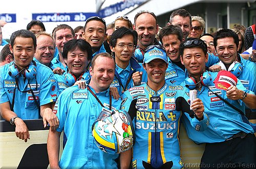 motogp-suzuki_7.jpg