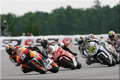 motogp_08.jpg