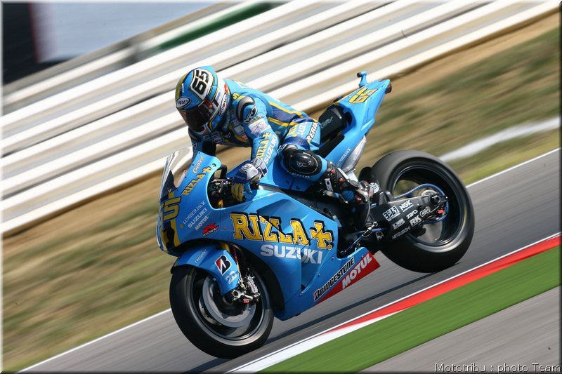 motogp-capirossi_03